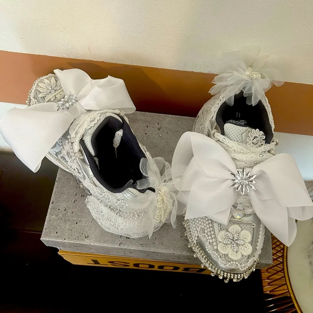 Revamped Avia 6000’s - Picture 5 of 7